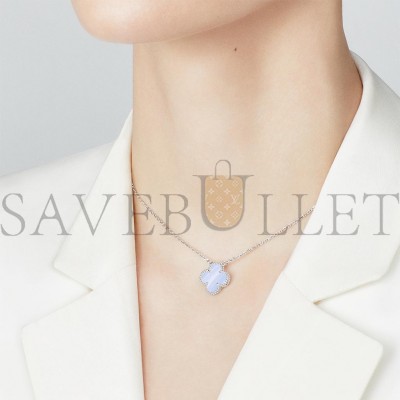 VAN CLEEF ARPELS VINTAGE ALHAMBRA PENDANT - WHITE GOLD, CHALCEDONY  VCARD34900